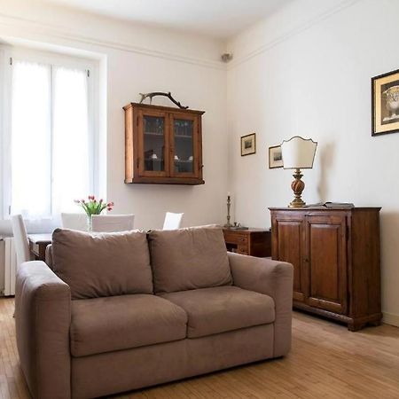 Joivy Classic Flat Near Basilica Di Sant'Ambrogio Appartement Milaan Buitenkant foto