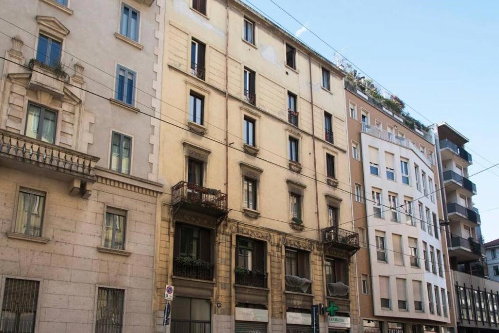 Joivy Classic Flat Near Basilica Di Sant'Ambrogio Appartement Milaan Buitenkant foto
